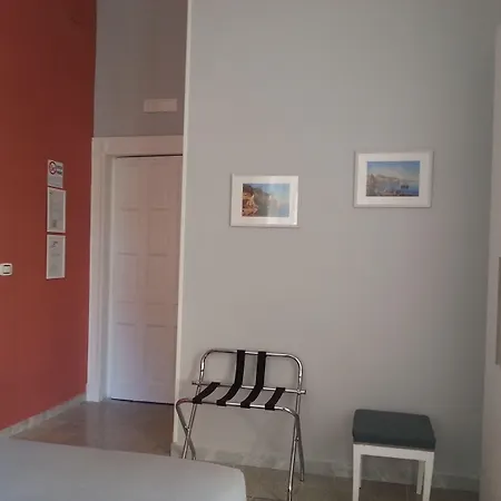 Marange Oda ve Kahvaltı 3*