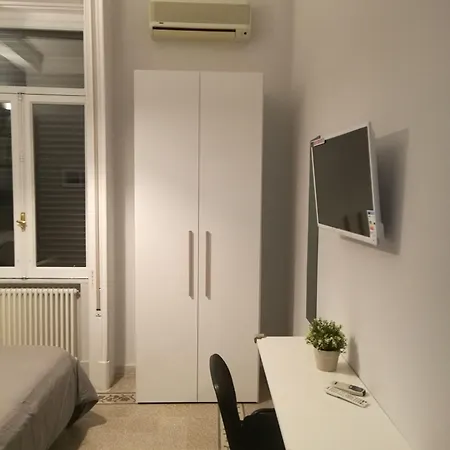 Marange Oda ve Kahvaltı Napoli