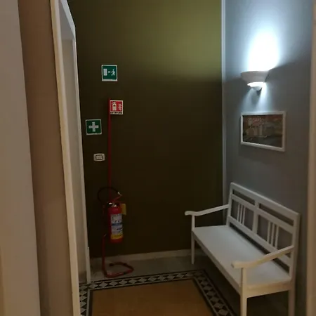 Oda ve Kahvaltı Marange Napoli